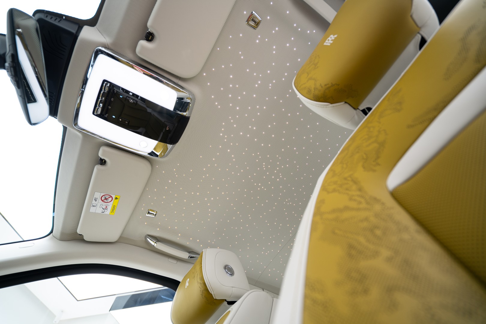 2026 ROLLS ROYCE CULLINAN BLACK BADGE | GCC | WARRANTY SERVICE | TOP SPEC